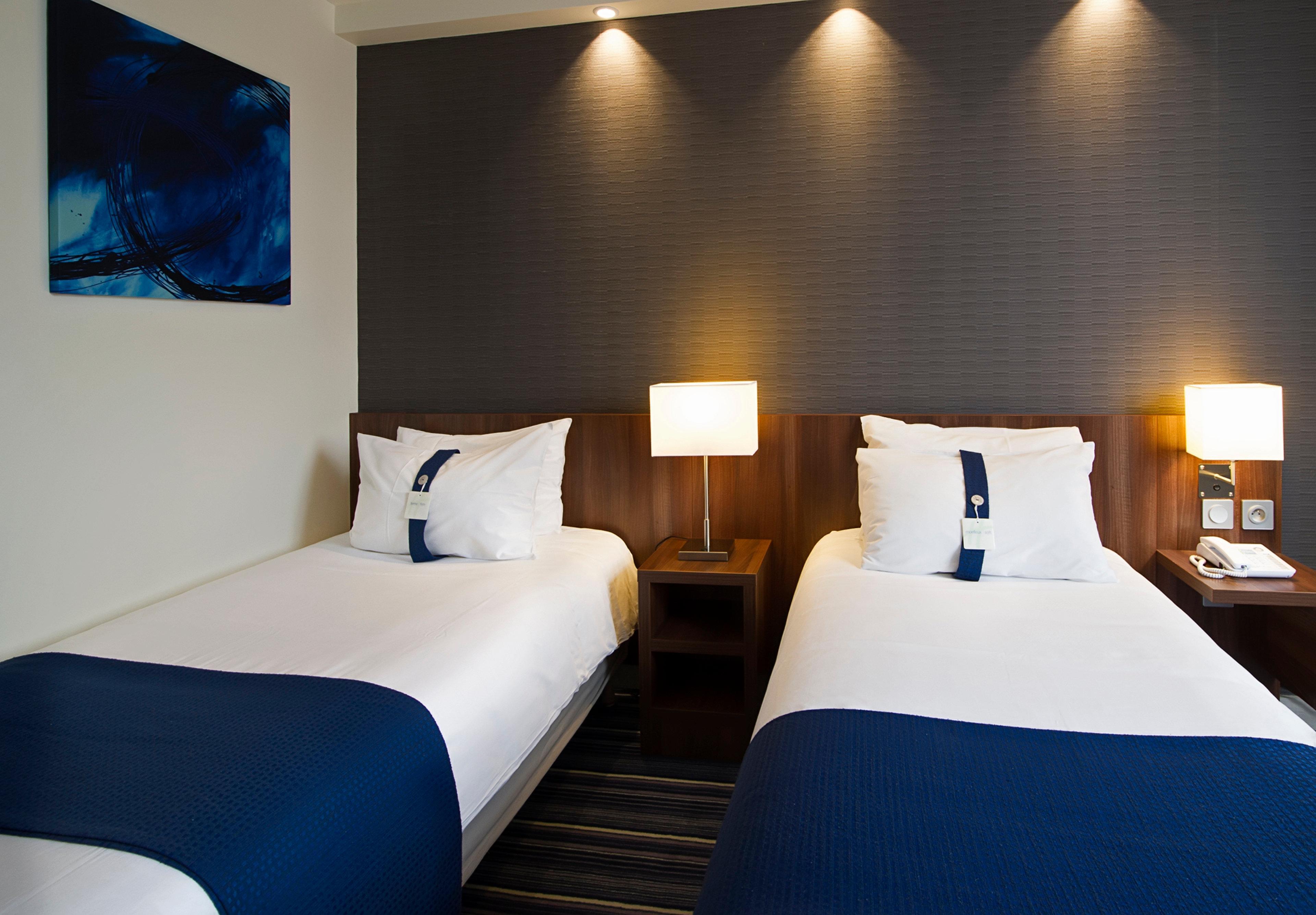 Holiday Inn Express Lille Centre By Ihg Exteriör bild