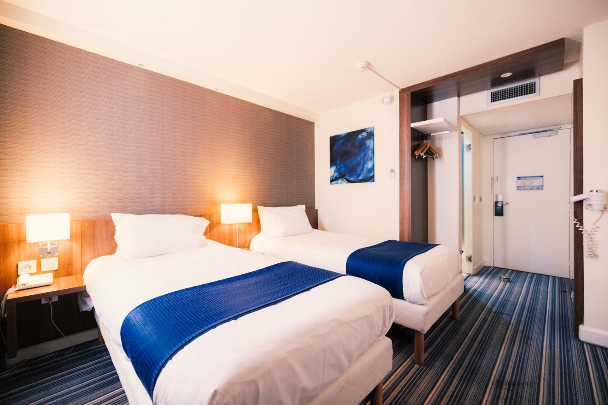 Holiday Inn Express Lille Centre By Ihg Exteriör bild